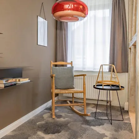 Апартаменты Hubertus 06 *